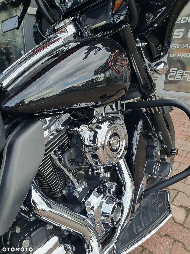 Harley-Davidson Touring Street Glide - 7