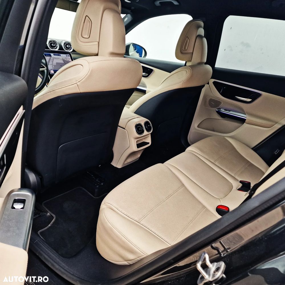 Mercedes-Benz GLC 220 d 4MATIC MHEV - 12