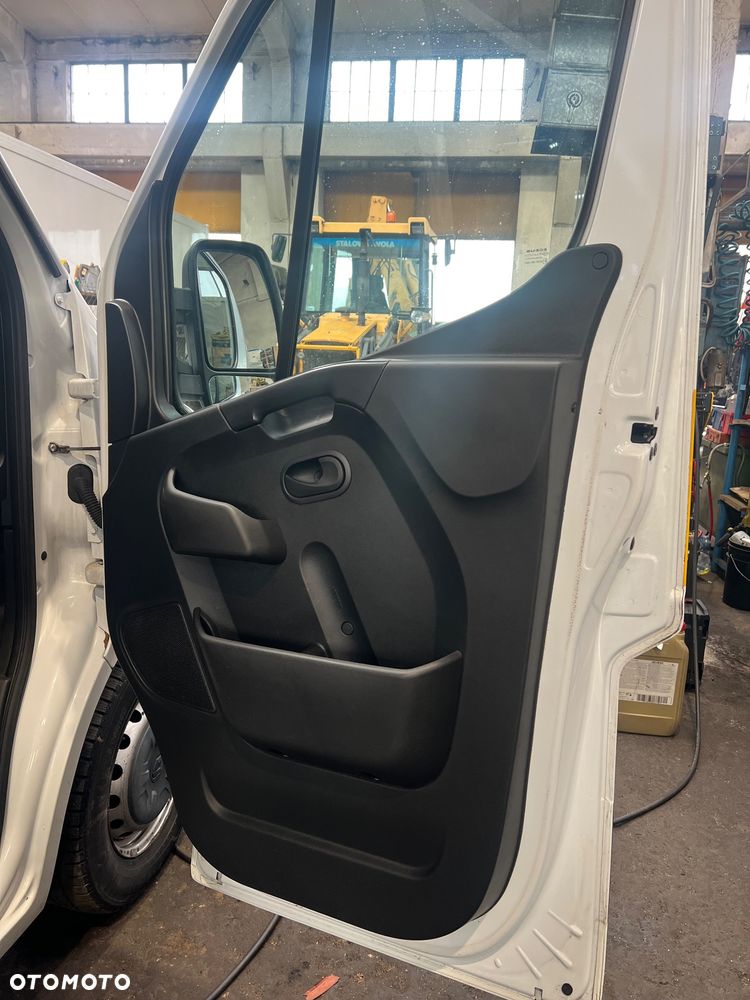 Renault Master - 17