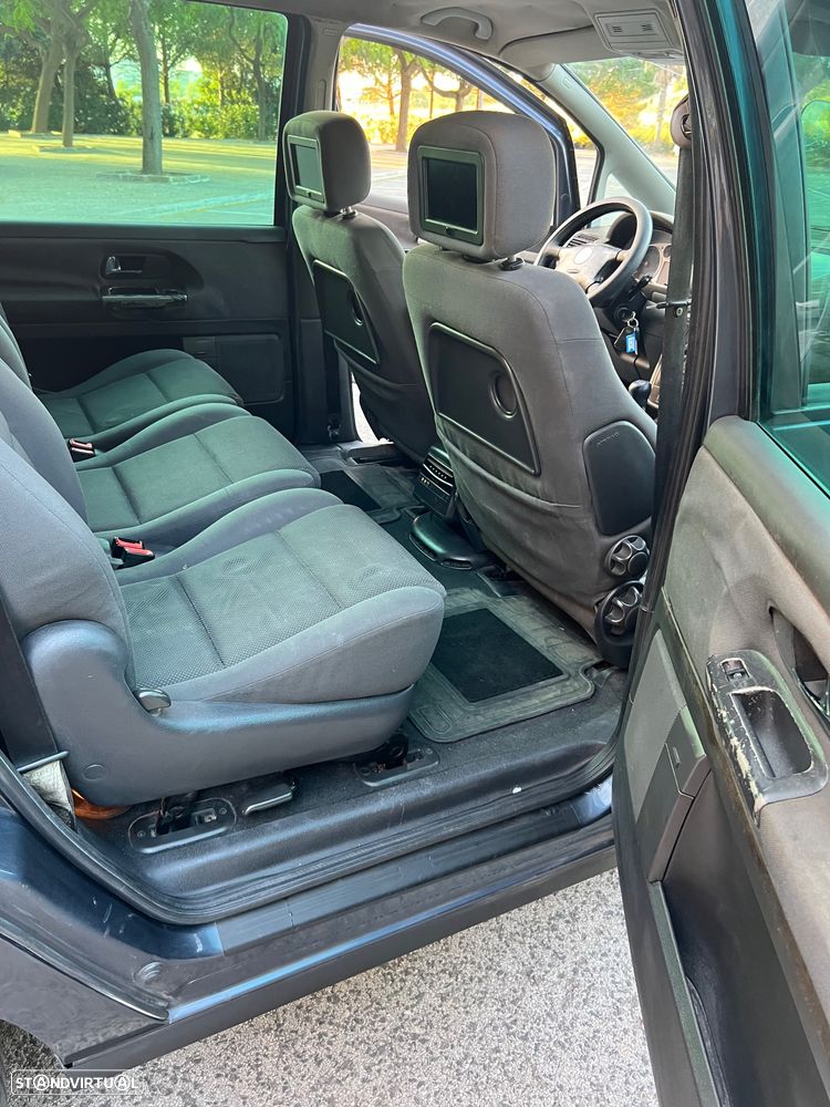 VW Sharan 1.9 TDi Highline TA+AC - 9
