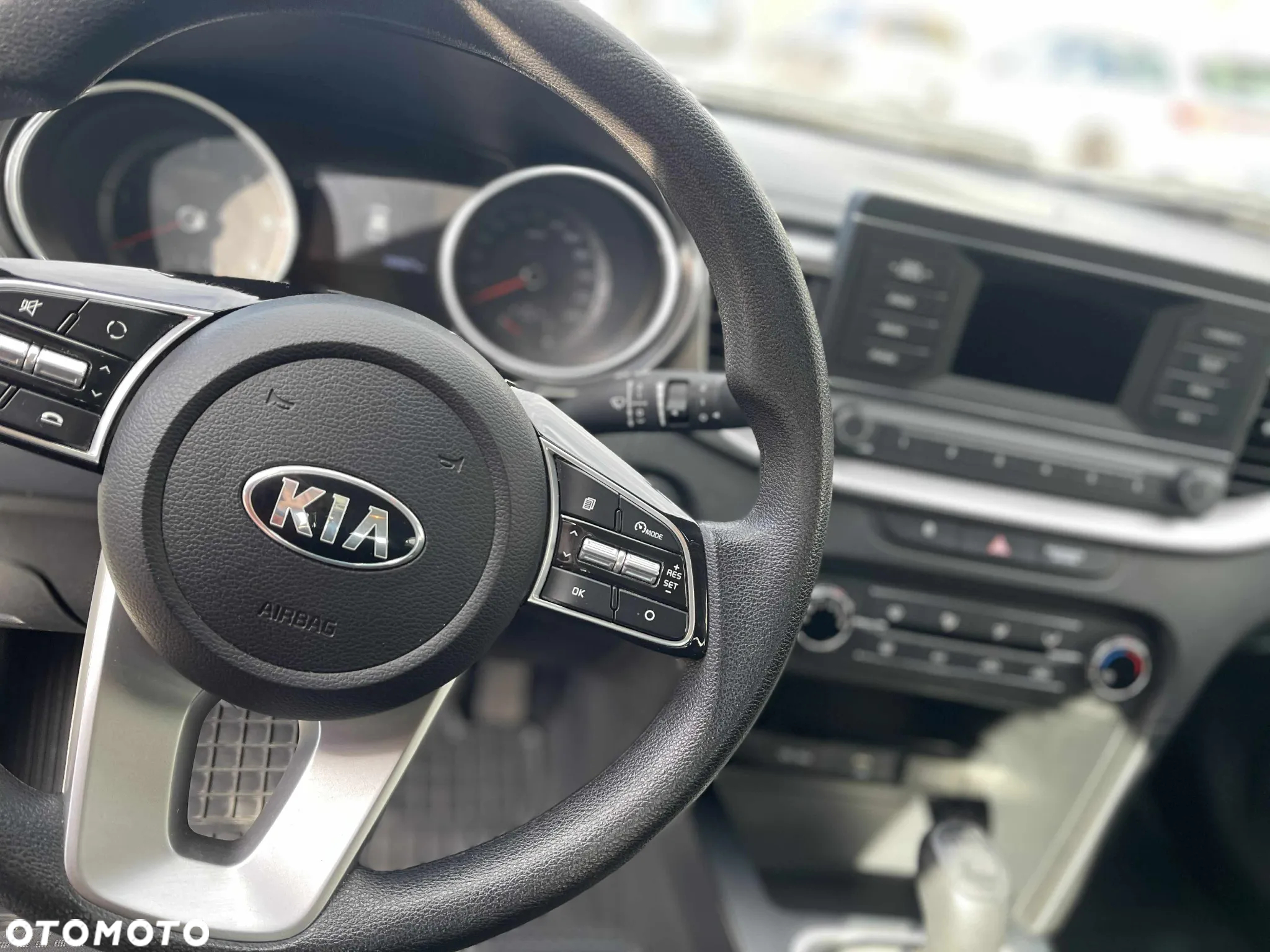 Kia Ceed 1.6 CRDi SCR GT-Line - 8