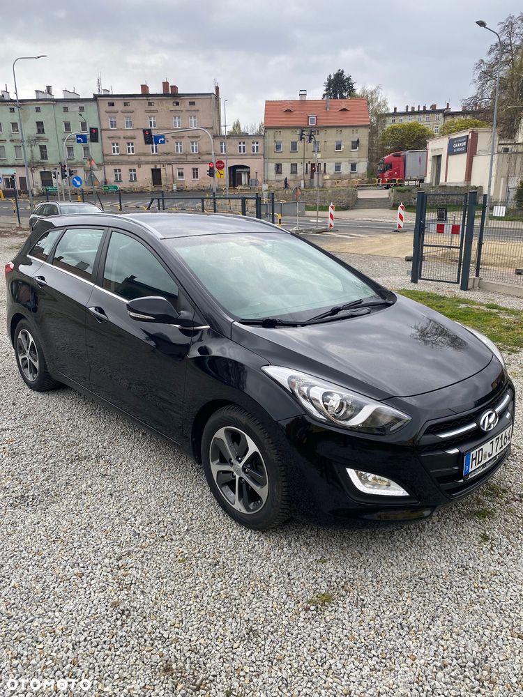 Hyundai i30 blue 1.6 GDI DCT Premium - 19