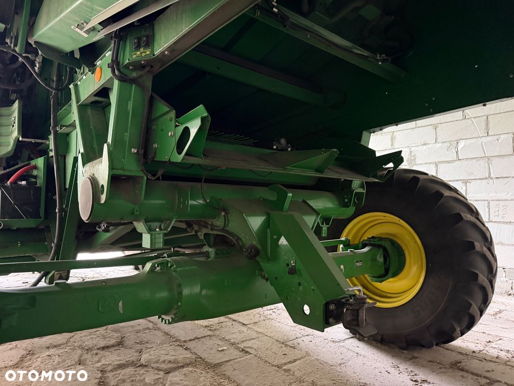John Deere W540 - 13