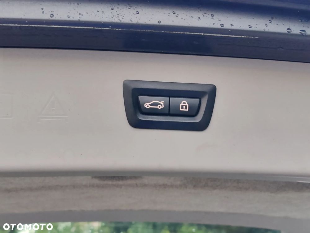 BMW Seria 5 520d Luxury Line - 24