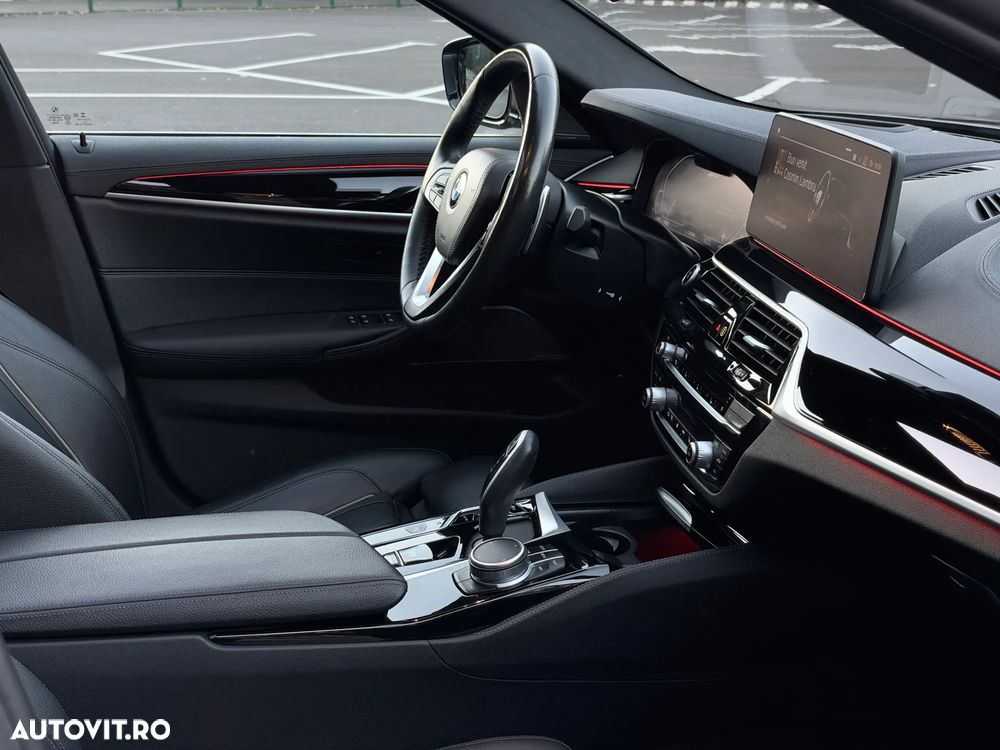 BMW Seria 5 530e Aut. Luxury Line - 8