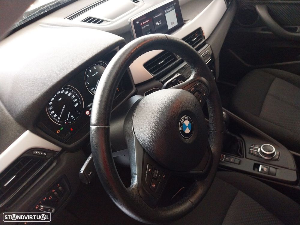 BMW X1 25 e xDrive - 12