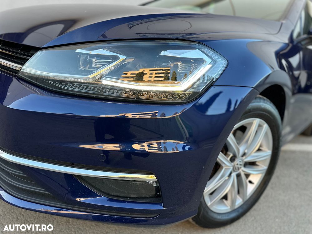 Volkswagen Golf - 18