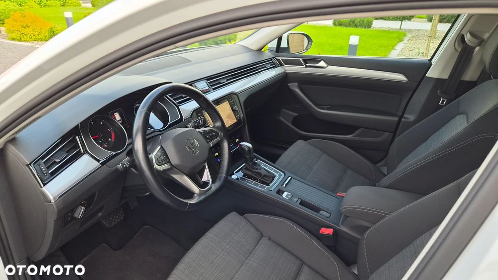 Volkswagen Passat Variant 2.0 TDI BMT Highline DSG - 12