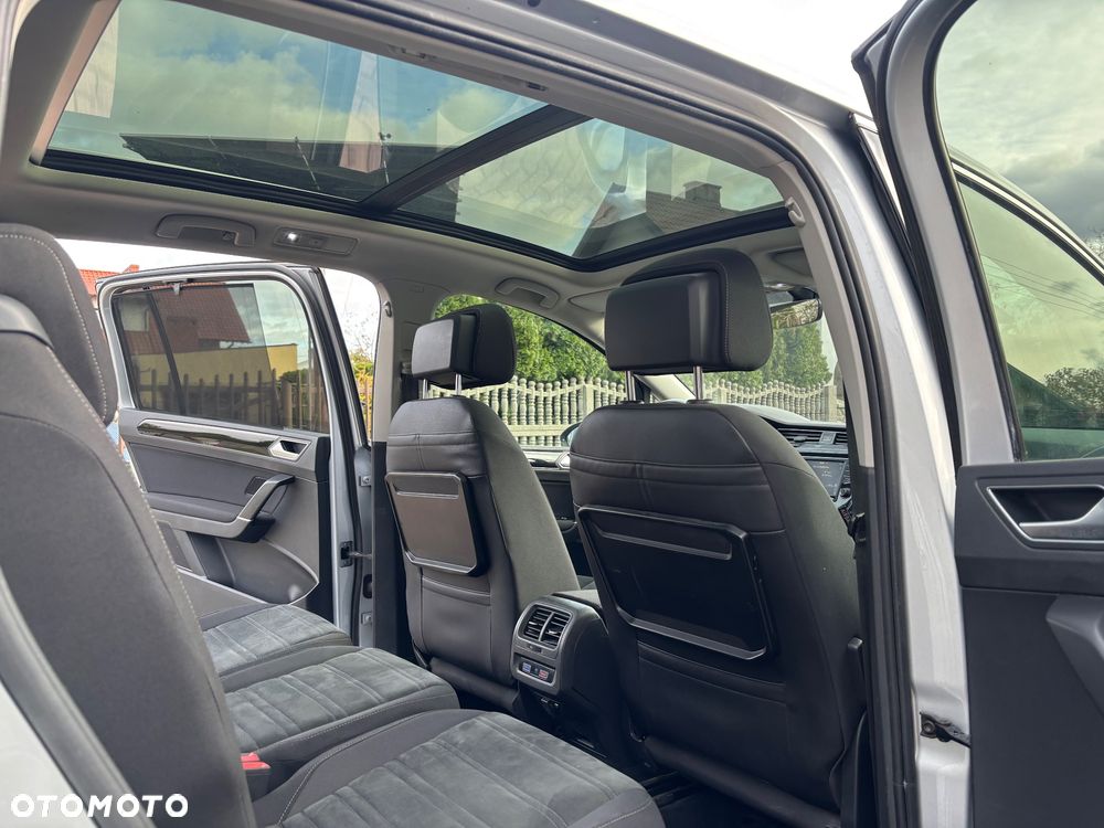 Volkswagen Touran 2.0 TDI SCR DSG Comfortline - 15