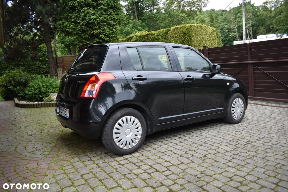 Suzuki Swift - 3