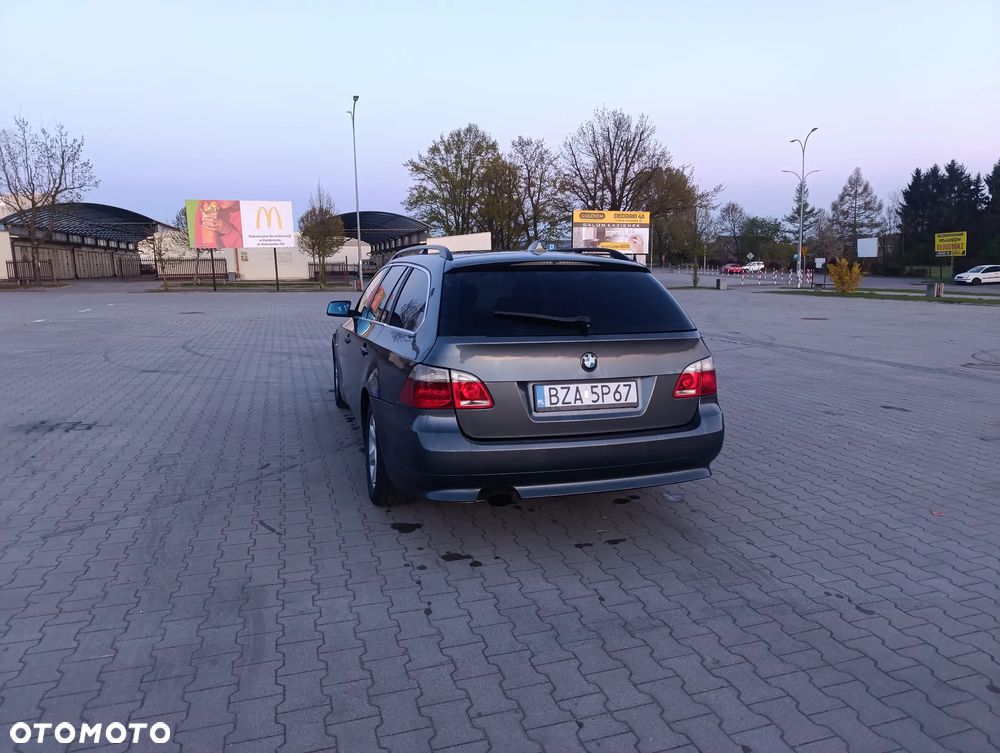 BMW Seria 5 520d - 5
