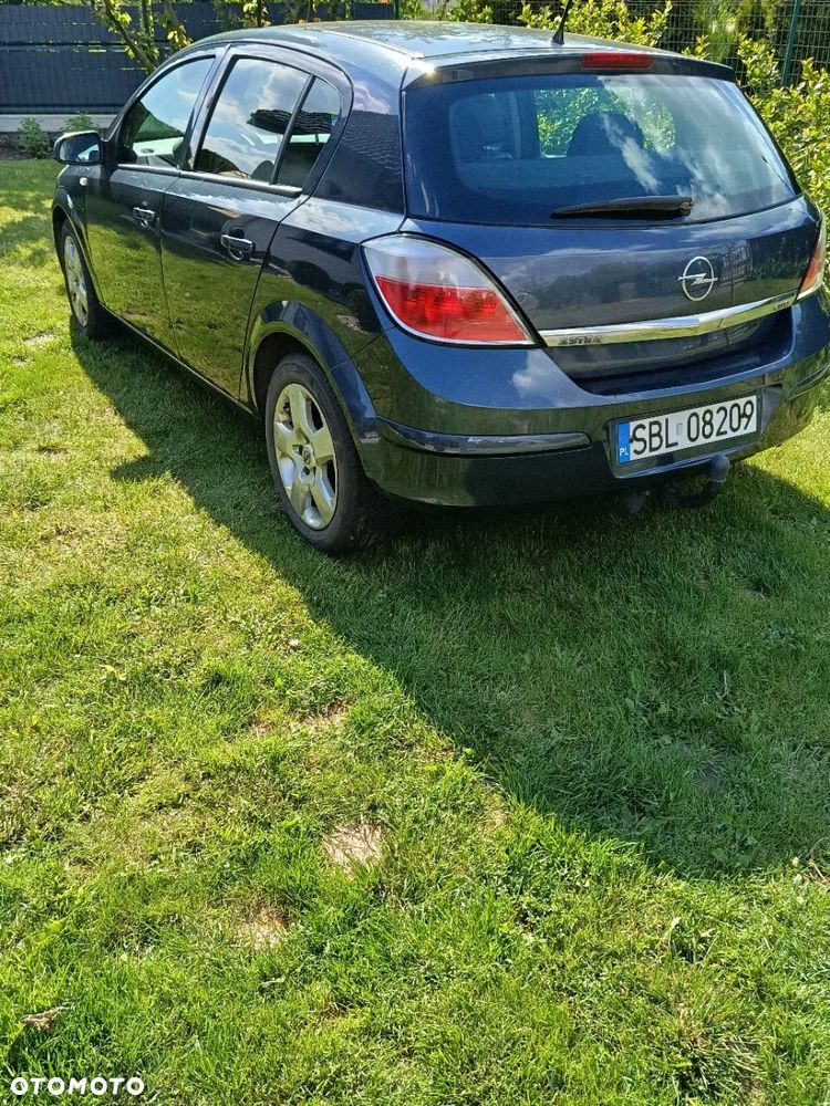 Opel Astra 1.3 CDTI Cosmo - 1