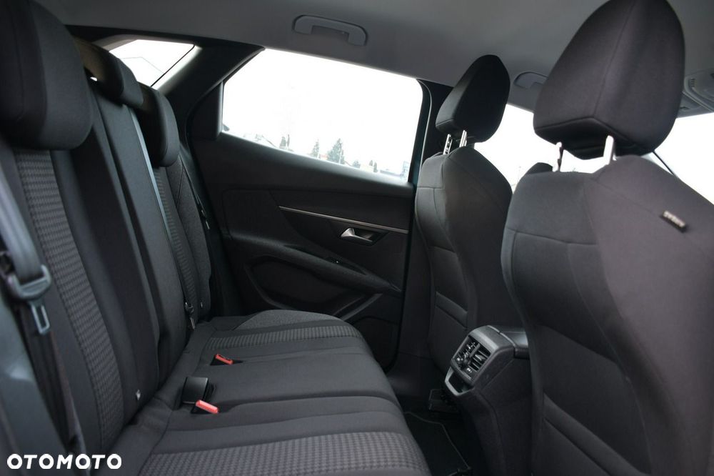 Peugeot 3008 1.2 PureTech Active Pack S&S - 15