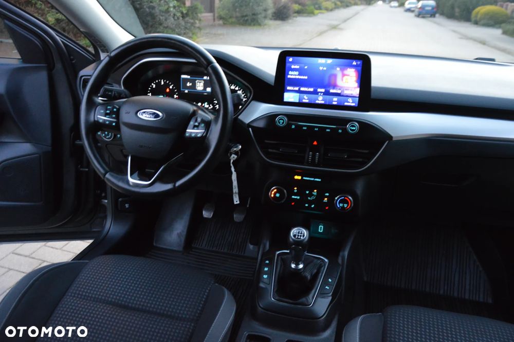 Ford Focus 1.5 TDCi Gold X - 16