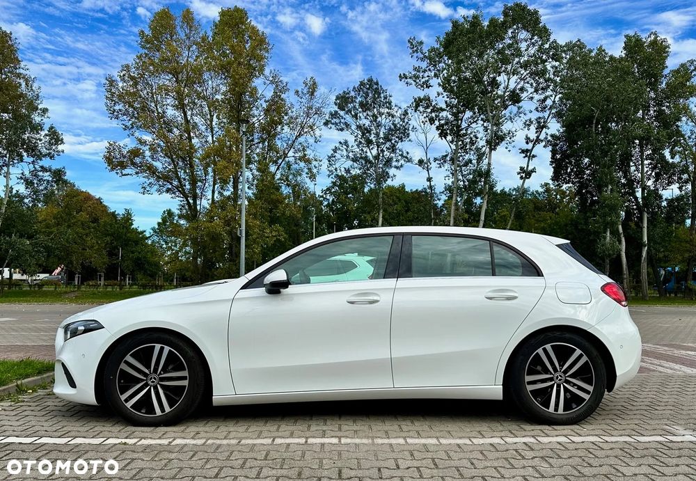 Mercedes-Benz Klasa A 180 Style 7G-DCT - 2