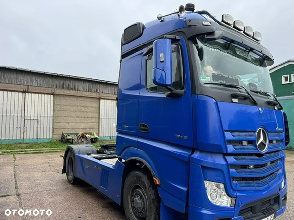 Mercedes-Benz 1846  4x4