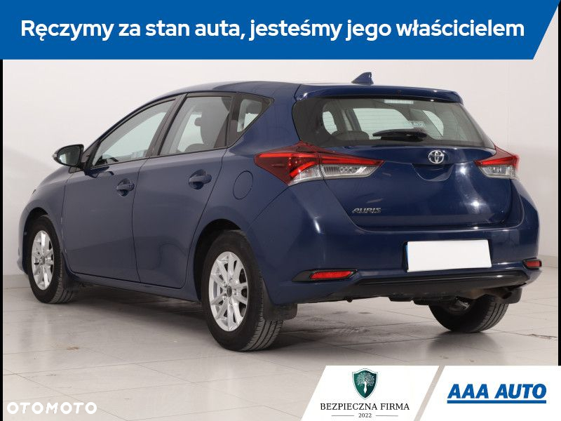 Toyota Auris - 5