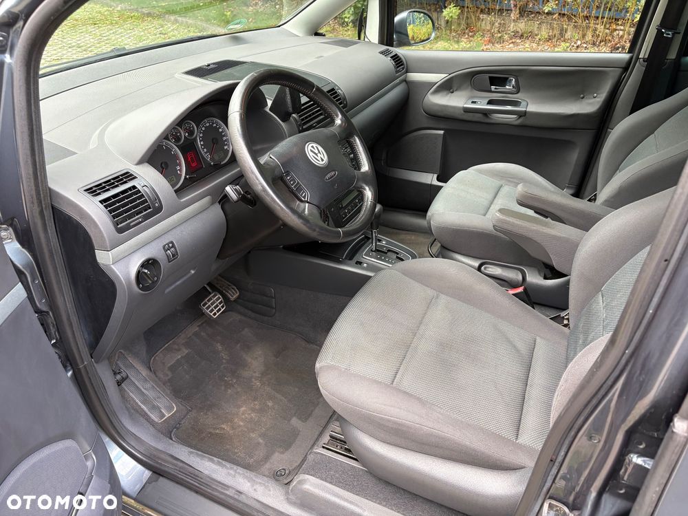 Volkswagen Sharan - 10