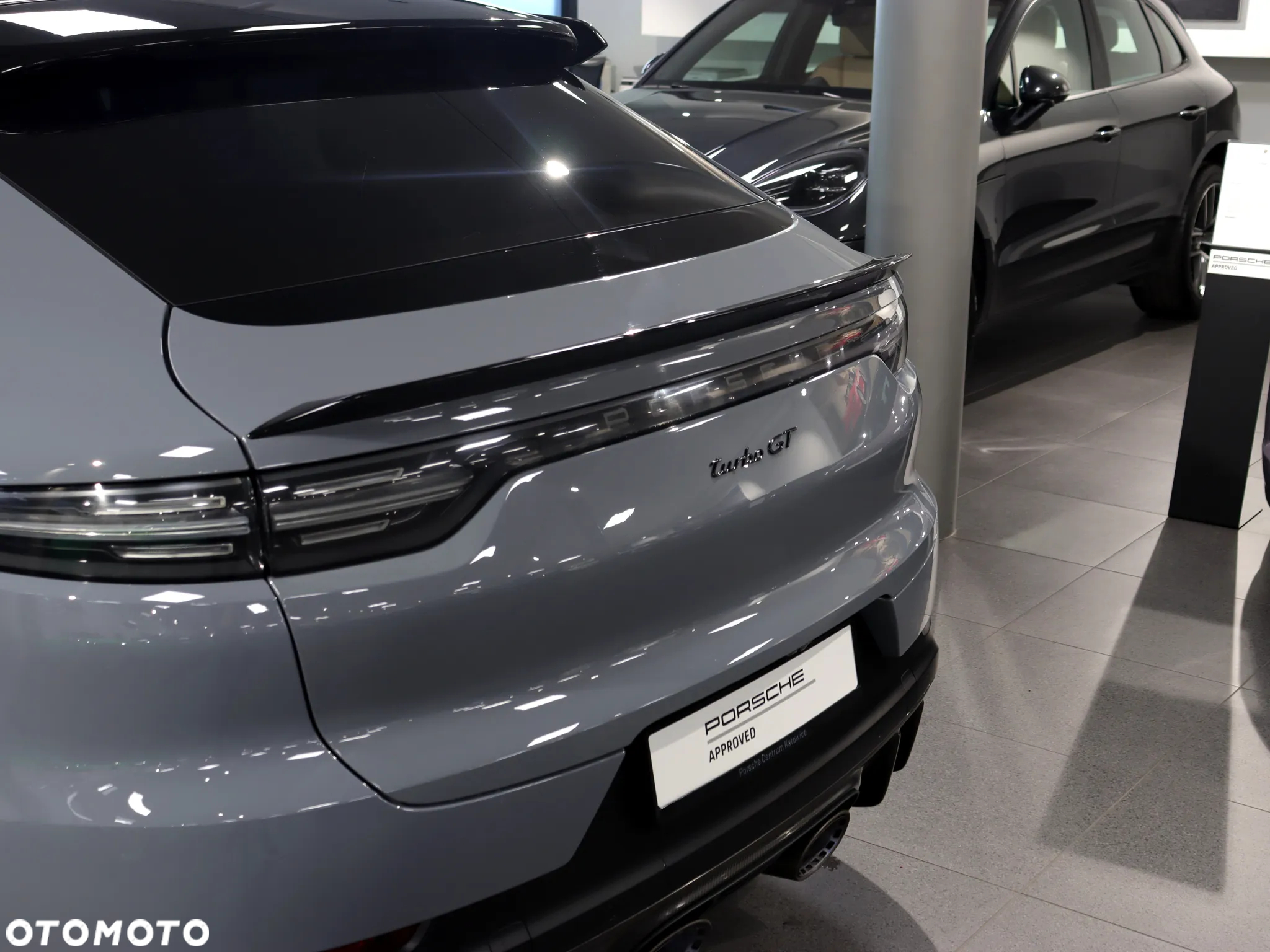 Porsche Cayenne Turbo GT - 36