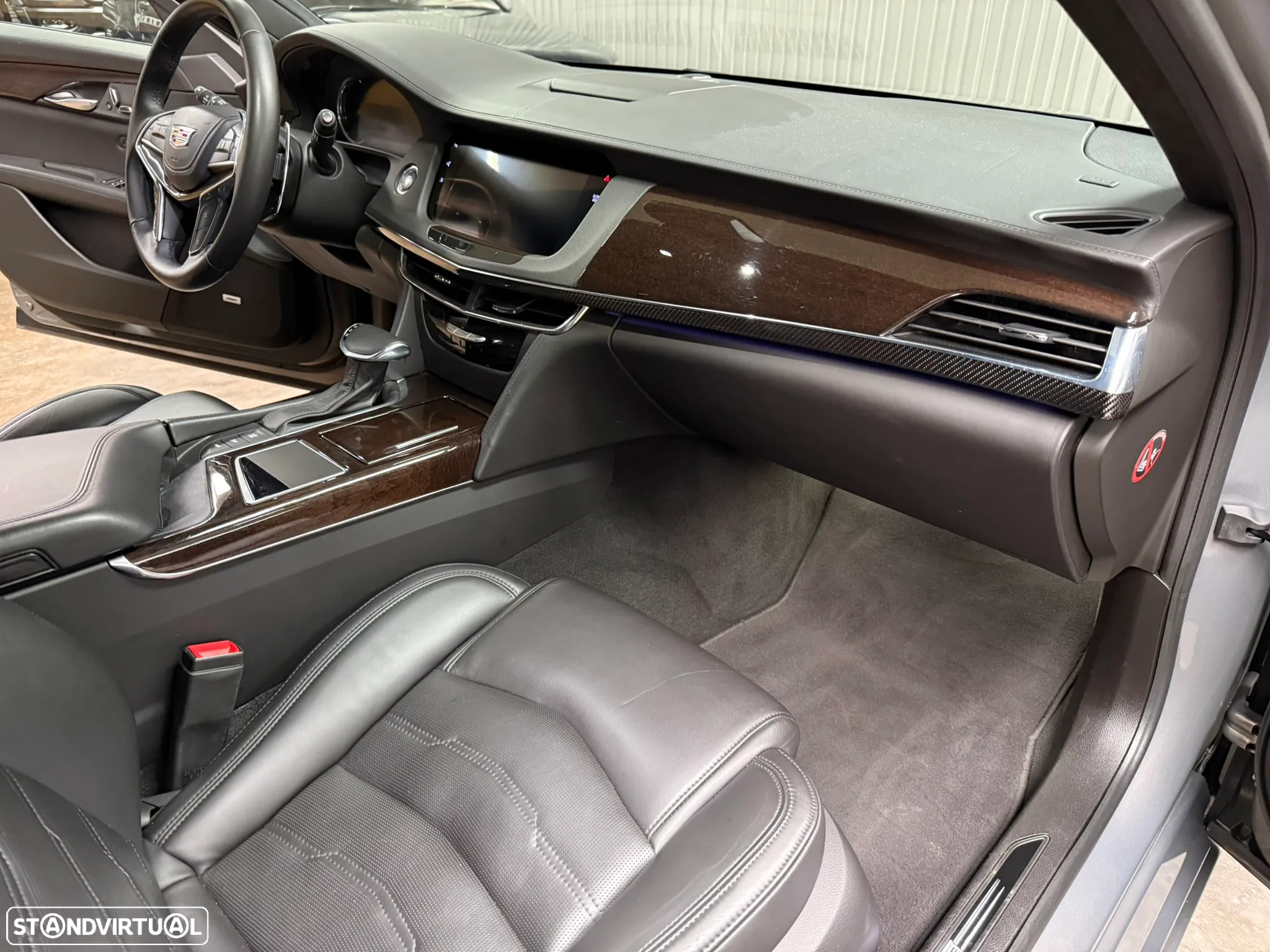 Cadillac CT6 3.0 V6 TWIN-TURBO AWD Platinum - 23