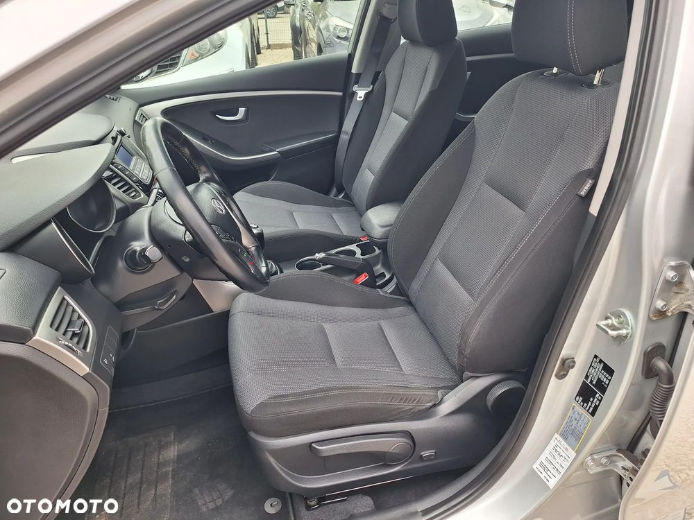 Hyundai i30 blue 1.6 GDI Trend - 7