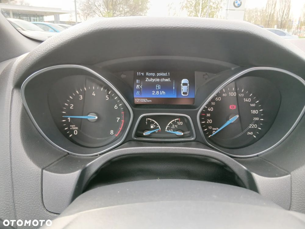 Ford Focus 1.5 EcoBoost ST-Line - 8