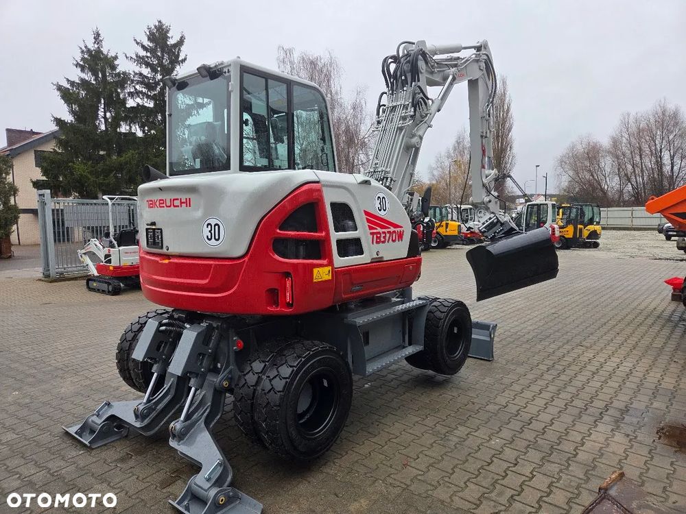 Takeuchi Koparka Kołowa TAKEUCHI TB370W Powertilt - 4