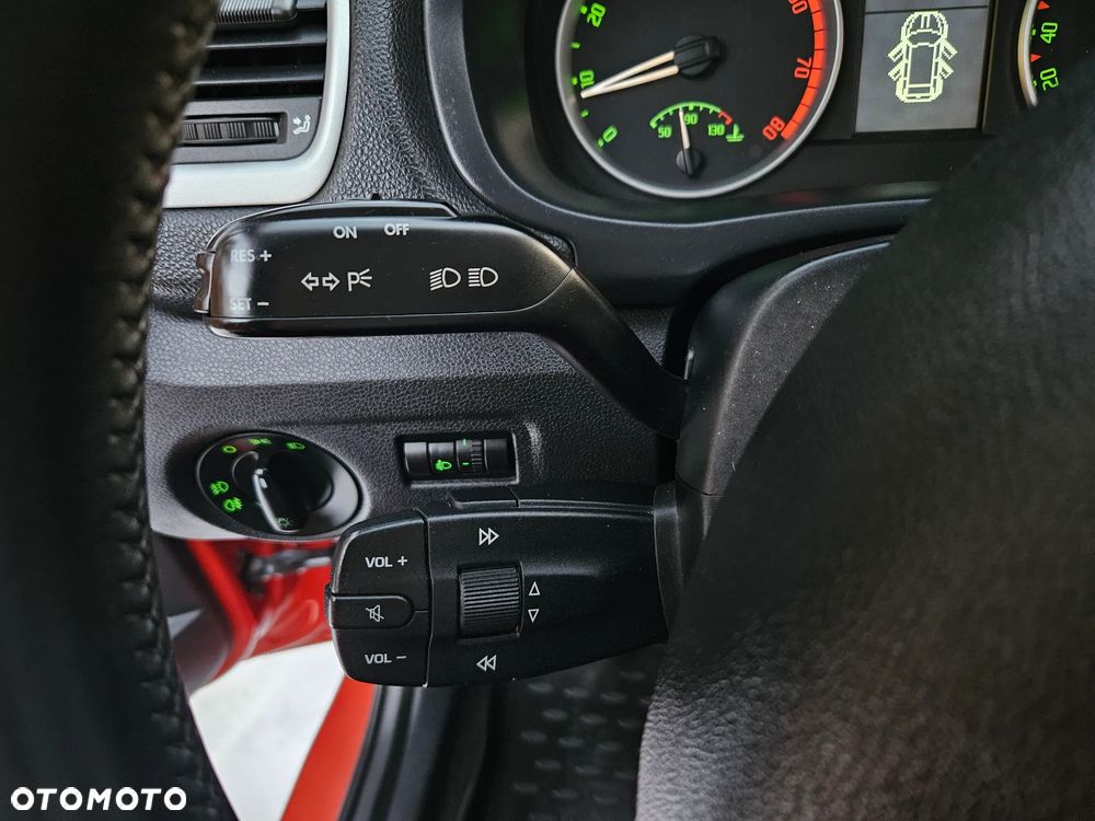 Skoda Fabia 1.4 16V Sport - 33