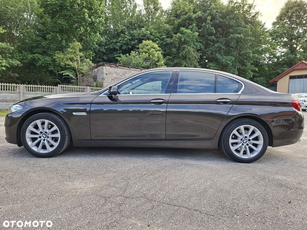 BMW Seria 5 520d xDrive Luxury Line - 4