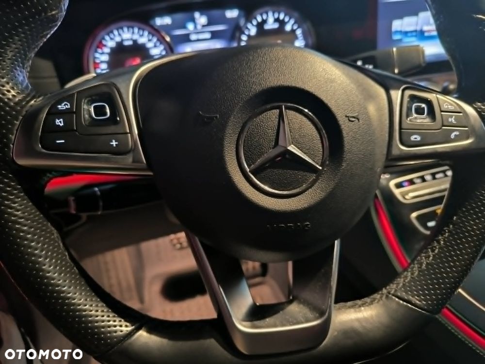 Mercedes-Benz Klasa E 220 d 9G-TRONIC - 11