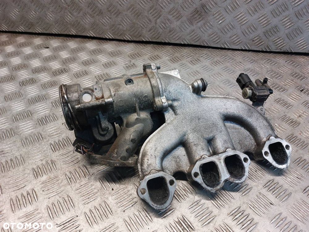 KOLEKTOR SSĄCY PRZEPUSTNICA VOLKSWAGEN PASSAT B6 03G129713K 03G129637A - 5