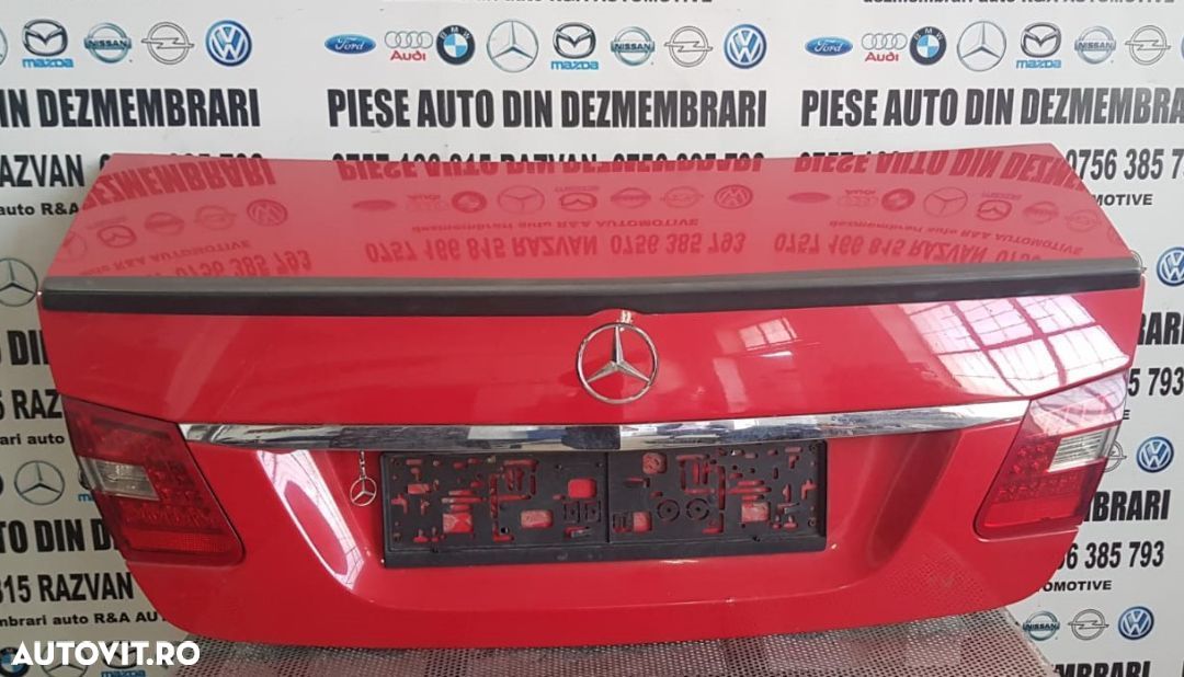 Lampa Stop Tripla Stanga Dreapta Portbagaj Mercedes E Class W212 LED - 1