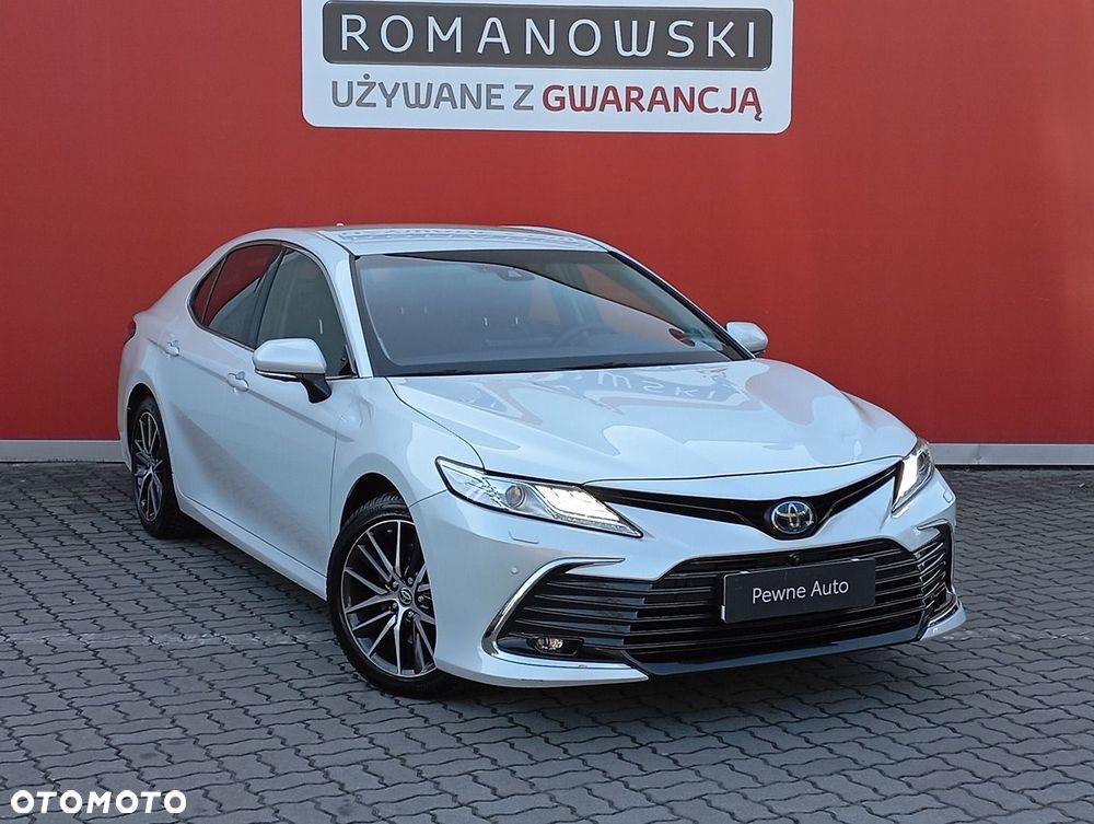 Toyota Camry - 3