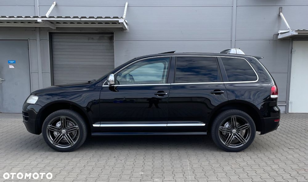 Volkswagen Touareg 4.2 V8 Automatik Individual - 4