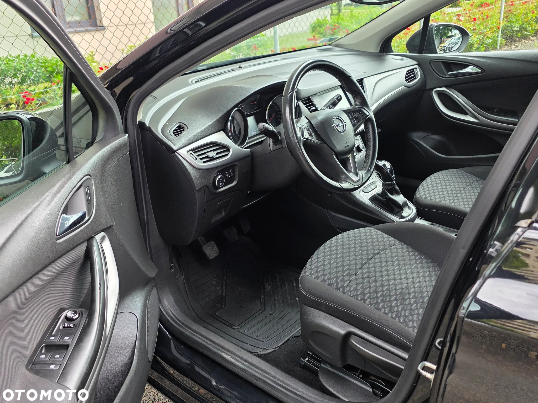 Opel Astra V 1.4 T Enjoy - 12