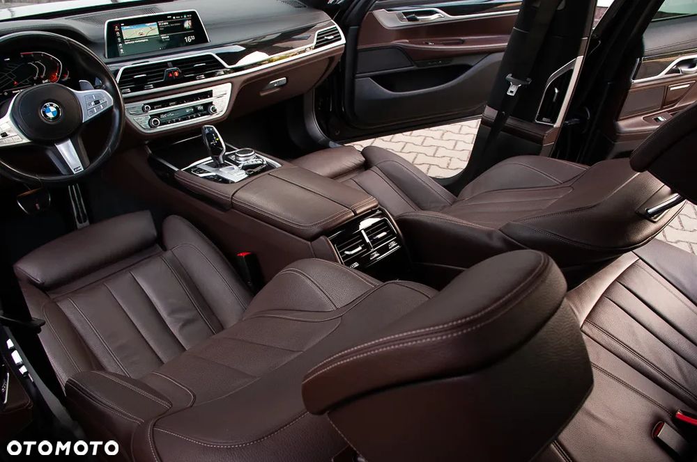 BMW Seria 7 730d xDrive sport - 19