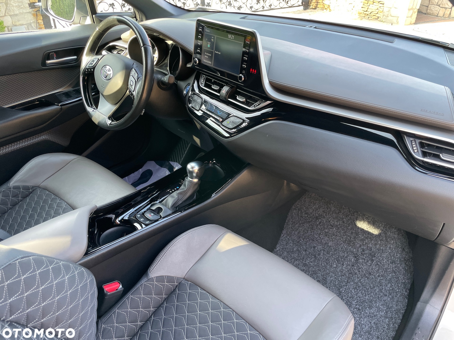 Toyota C-HR 2.0 Hybrid GR Sport - 14