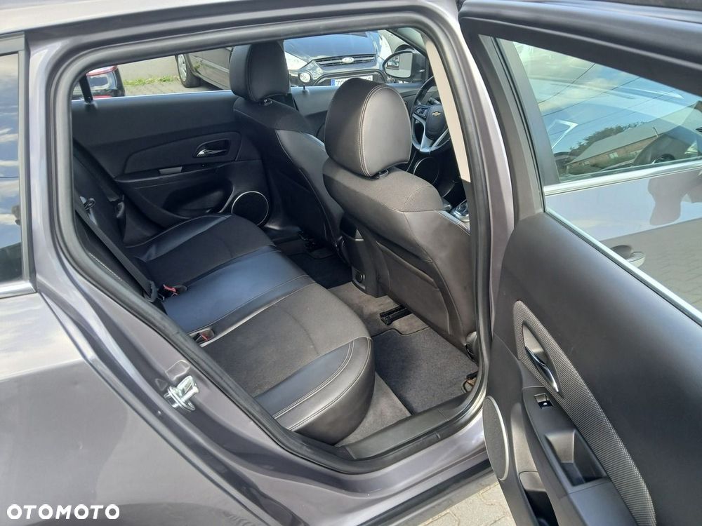 Chevrolet Cruze 2.0 D LT - 11