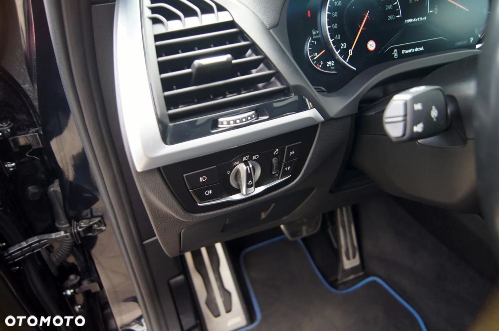 BMW X3 M M40d - 25