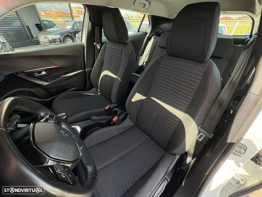 Peugeot 2008 PureTech 100 Active - 11