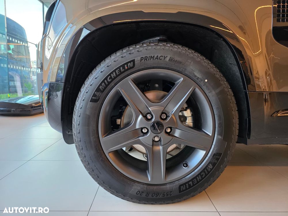 Land Rover Defender - 14