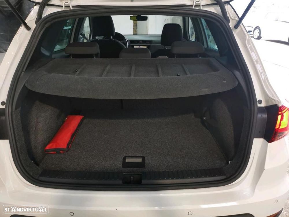 SEAT Arona 1.0 TSI FR - 6