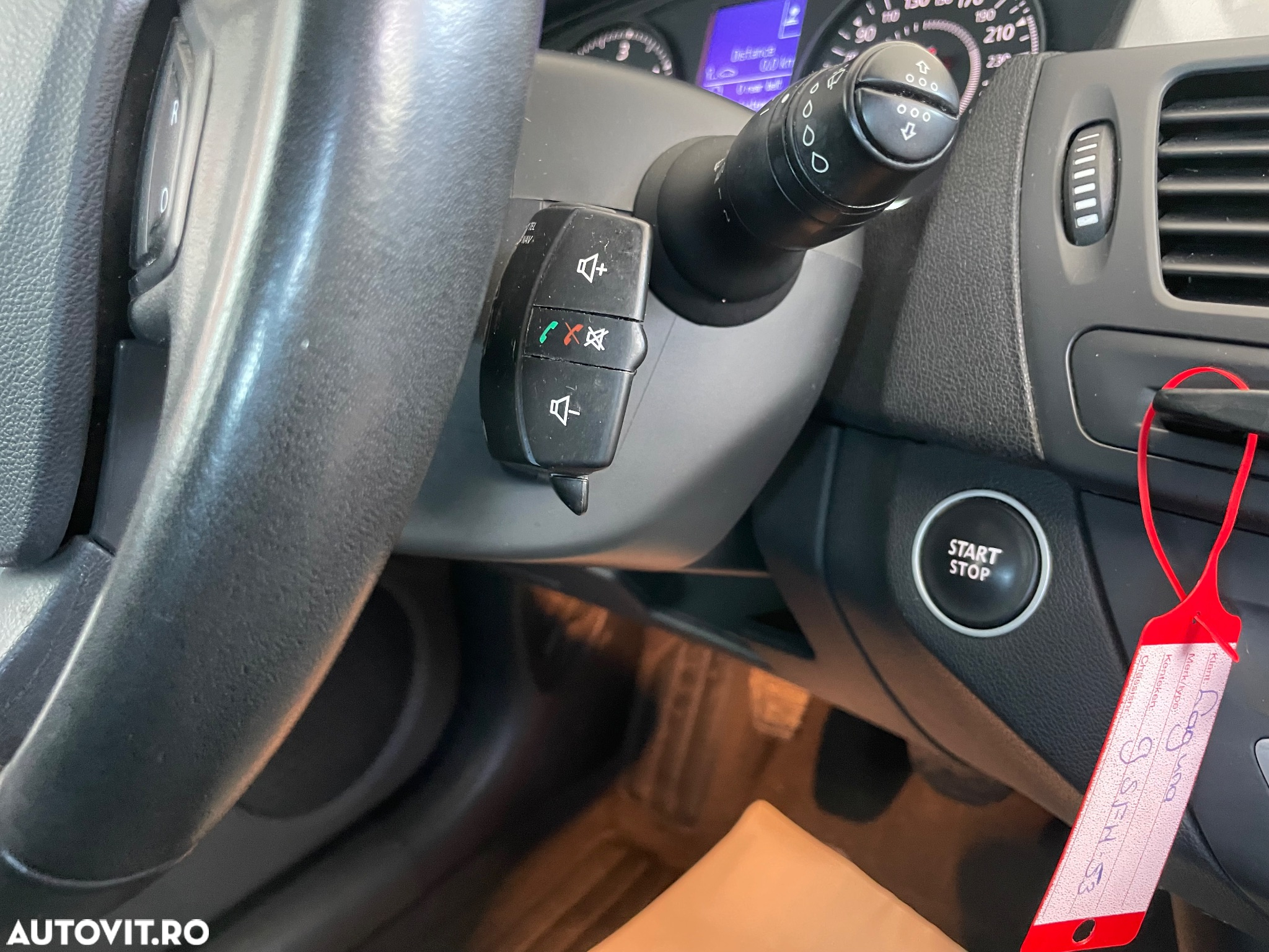 Renault Laguna dCi 110 FAP Emotion - 16