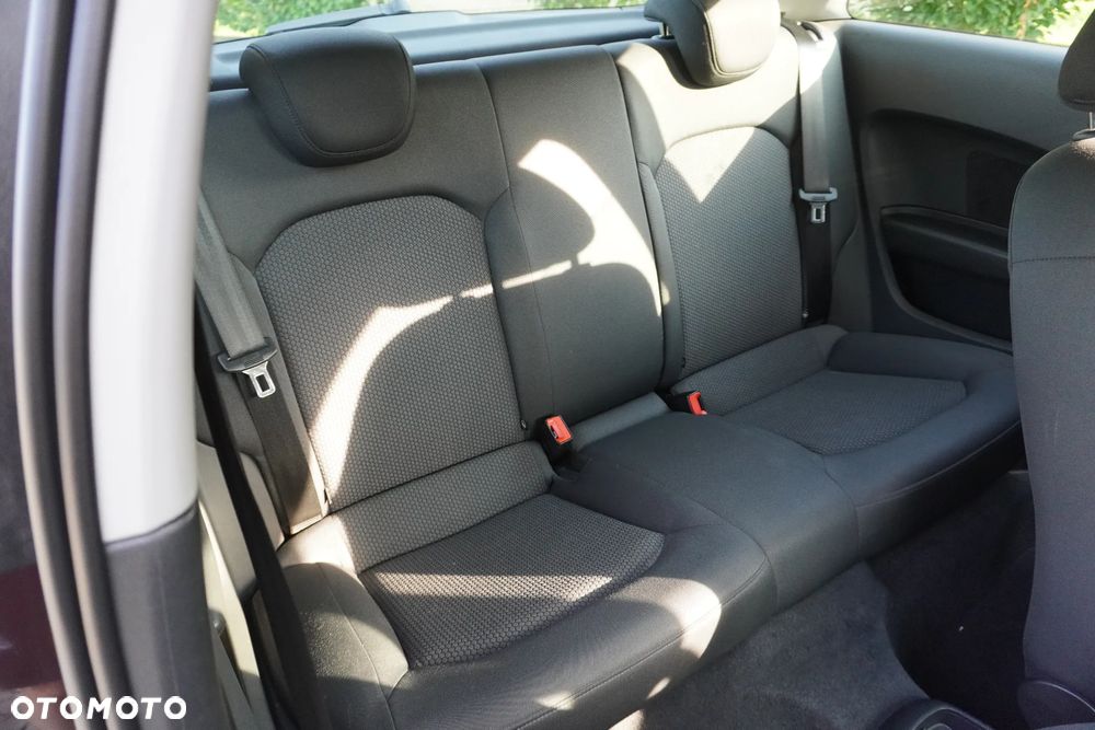 Audi A1 3-drzwiowe 1.6 TDI Attraction - 11