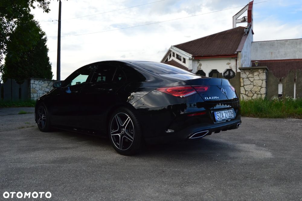 Mercedes-Benz CLA 220 d AMG Line 8G-DCT - 11