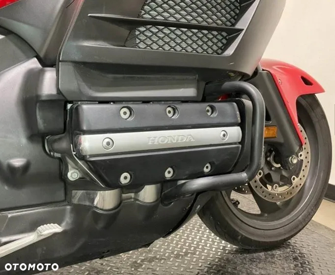 Honda GL - 6
