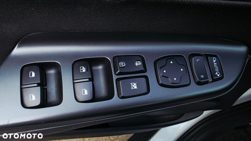 Hyundai Kona 1.0 T-GDI Premiere Comfort - 23