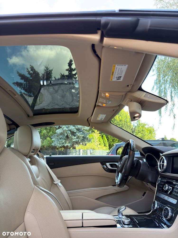Mercedes-Benz SL 400 7G-TRONIC - 24