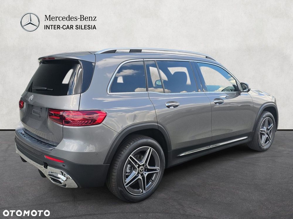 Mercedes-Benz GLB - 5