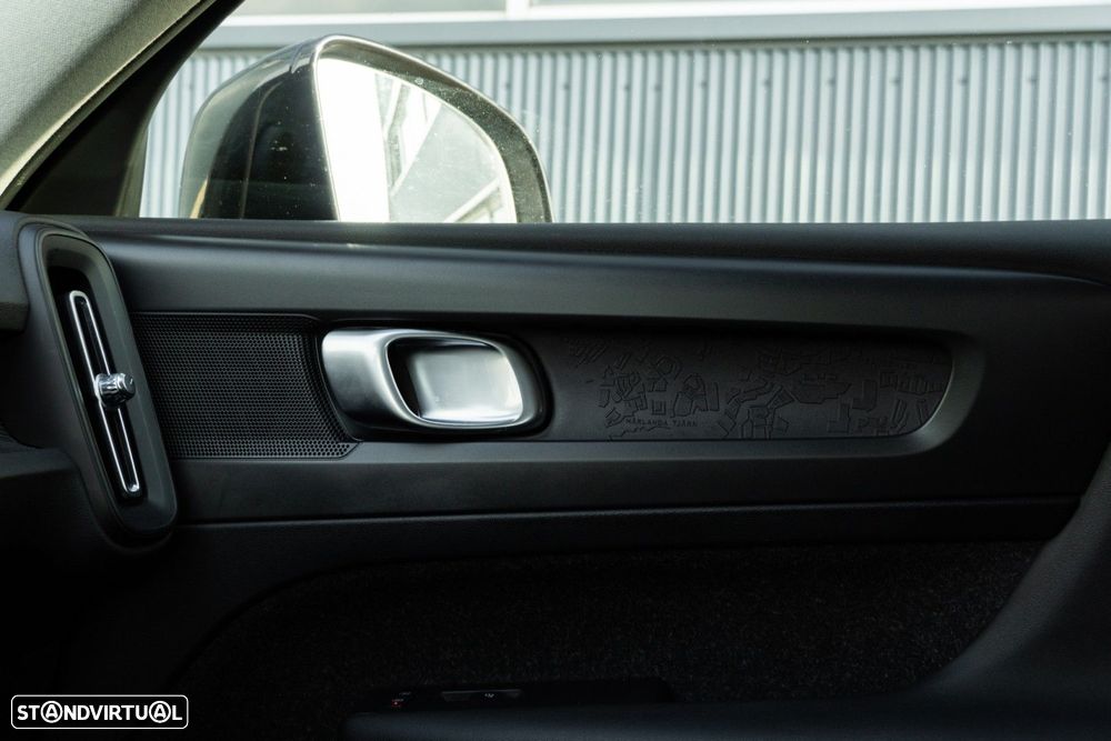 Volvo XC 40 1.5 T3 Tech Edition - 46